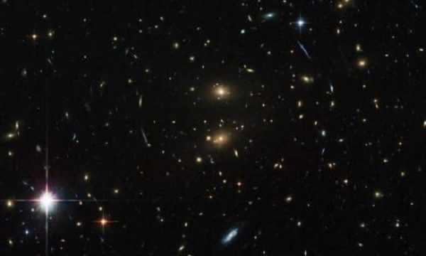 宇宙到底有多大，930亿光年(宇宙外面是什么?)